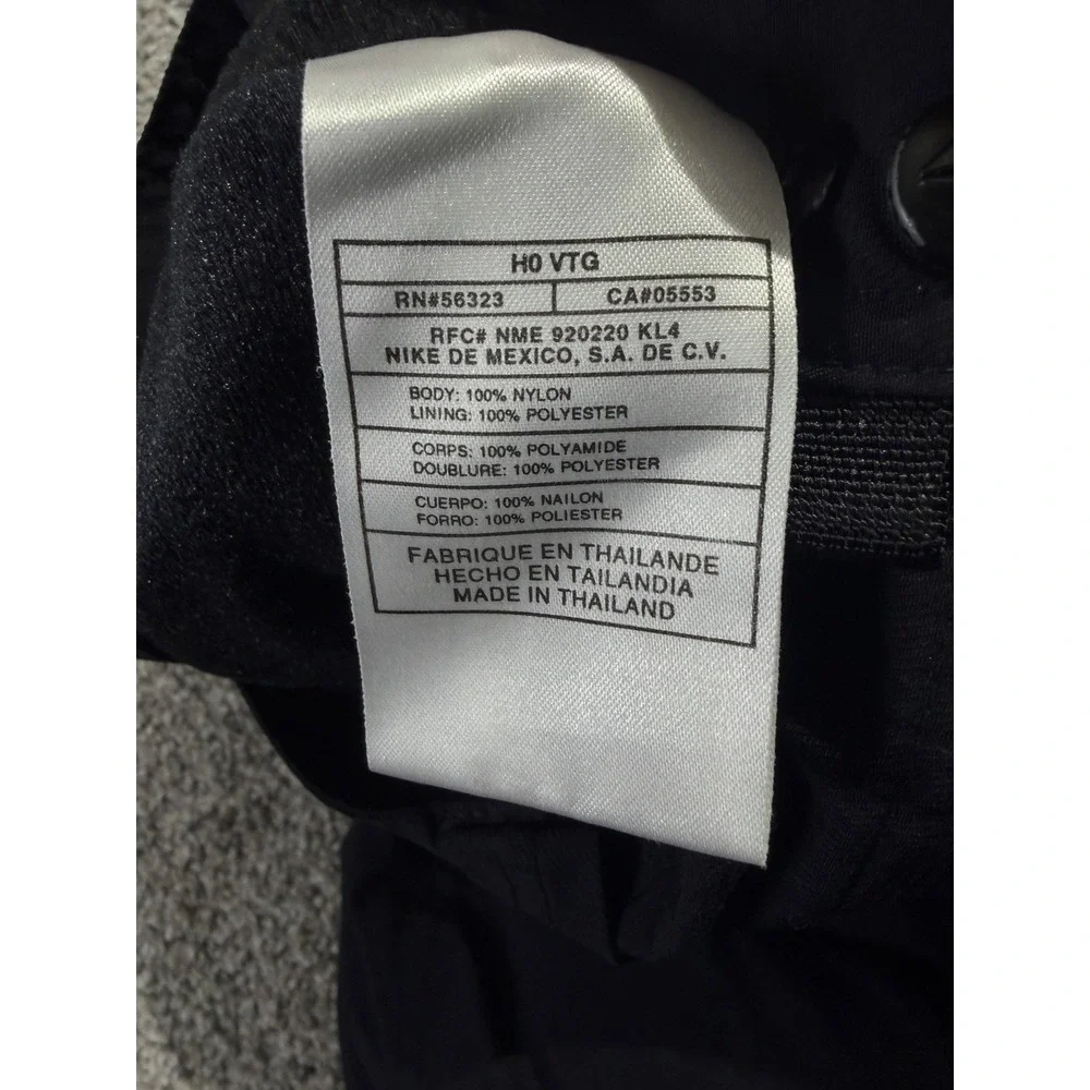Nike ACG Layer 3 Storm Clad Snowboard Ski Pants Gray Youth L  12-14 Lined Men 32